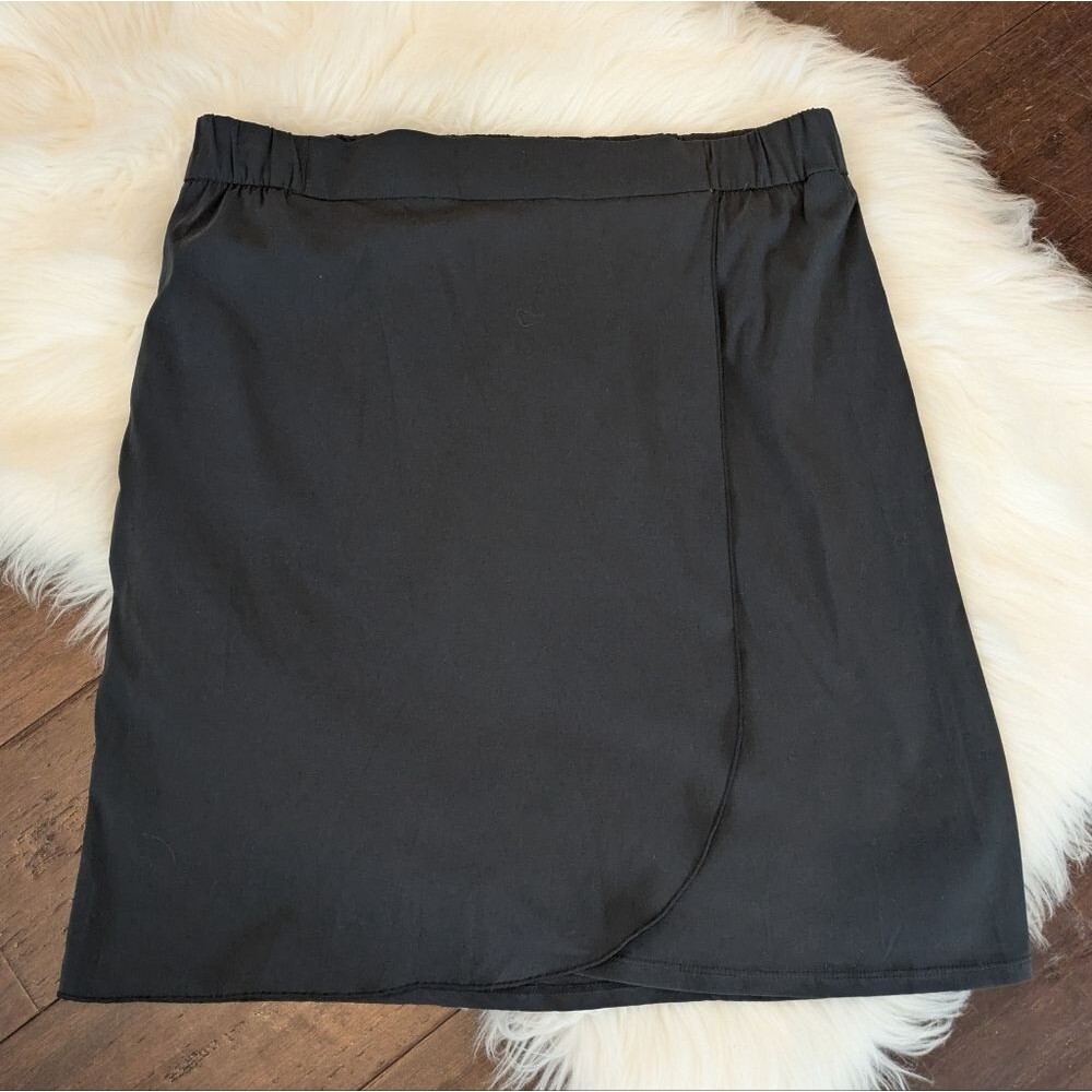 Toad&Co Black Mini Wrap Pull On Elastic Skirt M Medium Athletic